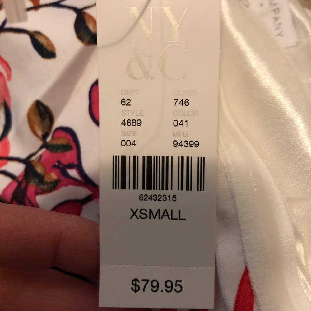 New York & Company Floral jumpsuit - Picture 5 of 5